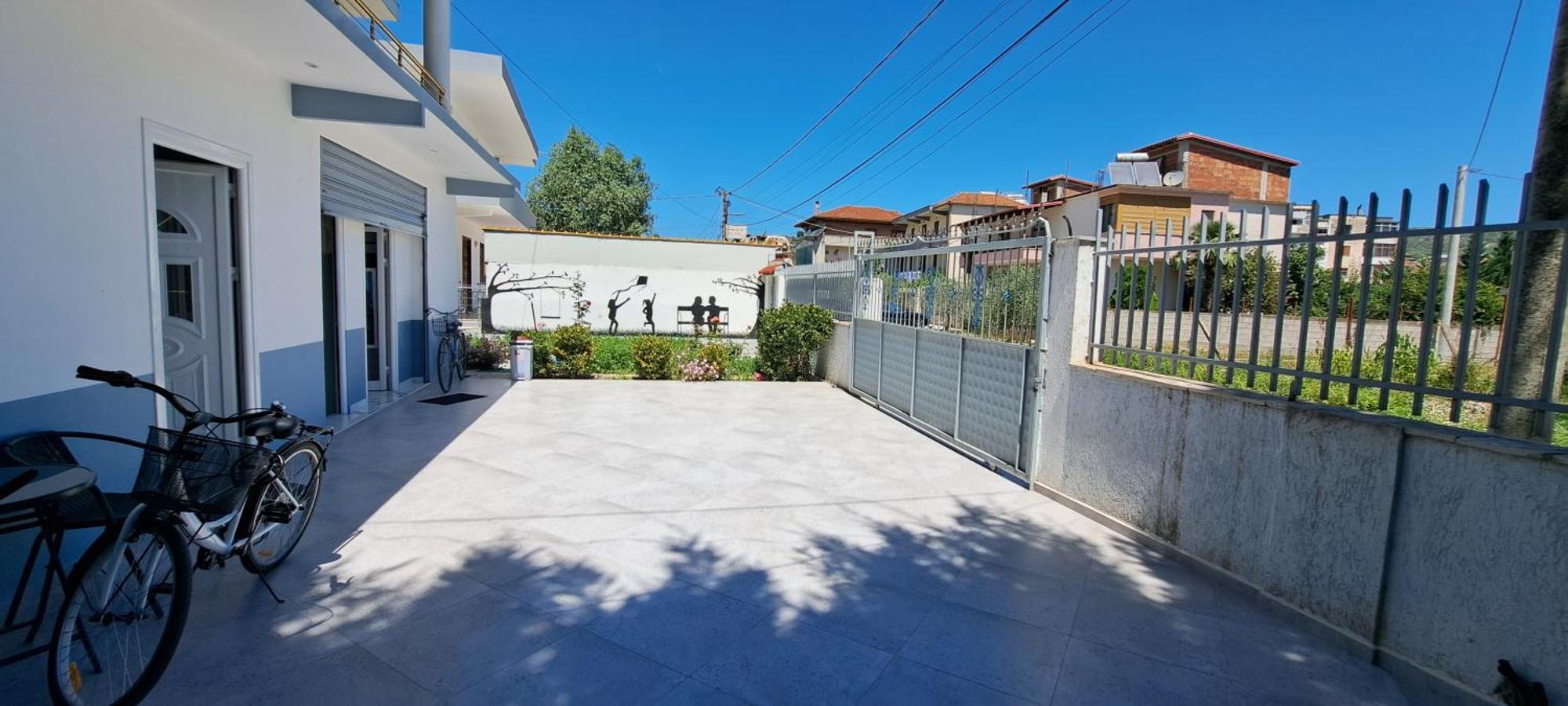 Villa Likaj Berat Eksteriør bilde