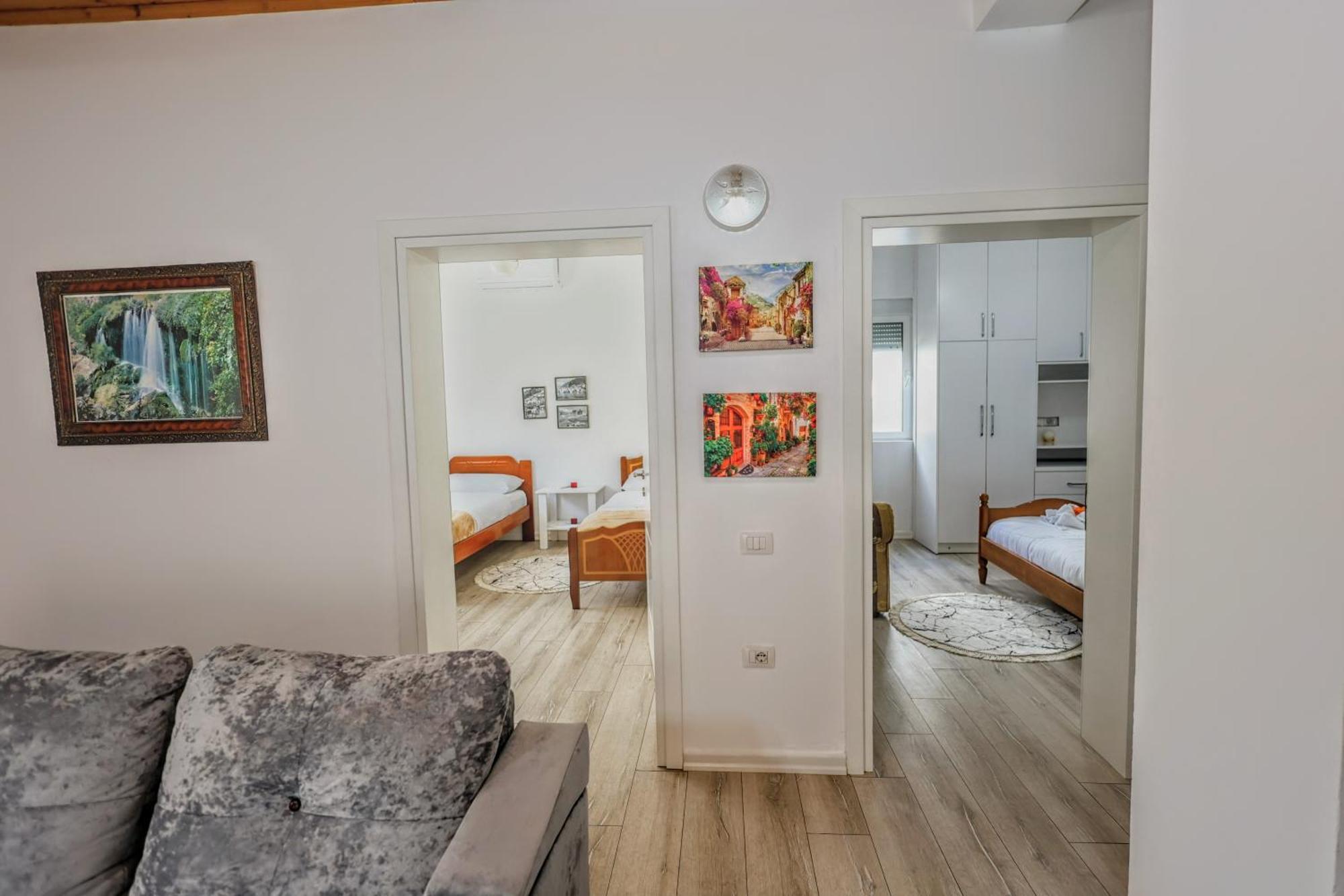 Villa Likaj Berat Eksteriør bilde
